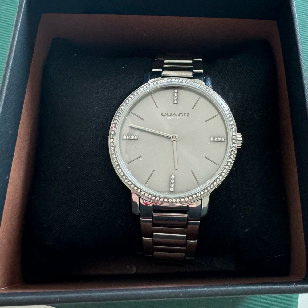 NWT COACH WOMENS WATCH
